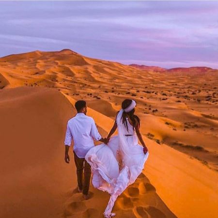 梅尔祖卡Luxury Bedouin Camp住宿加早餐旅馆 外观 照片