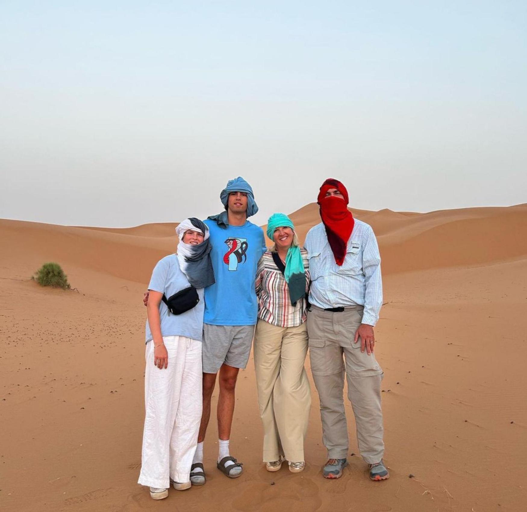 梅尔祖卡Luxury Bedouin Camp住宿加早餐旅馆 外观 照片