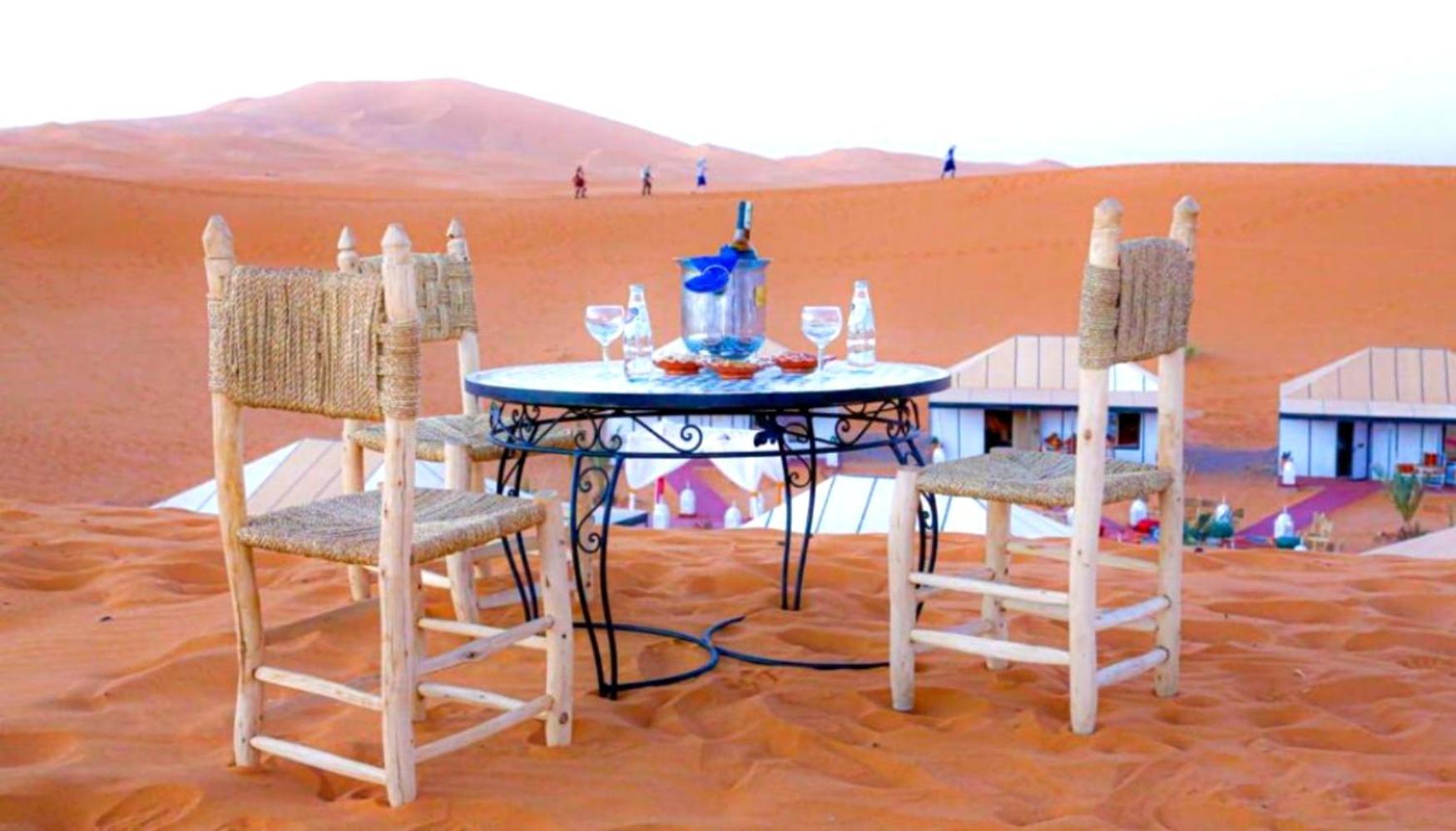 梅尔祖卡Luxury Bedouin Camp住宿加早餐旅馆 外观 照片
